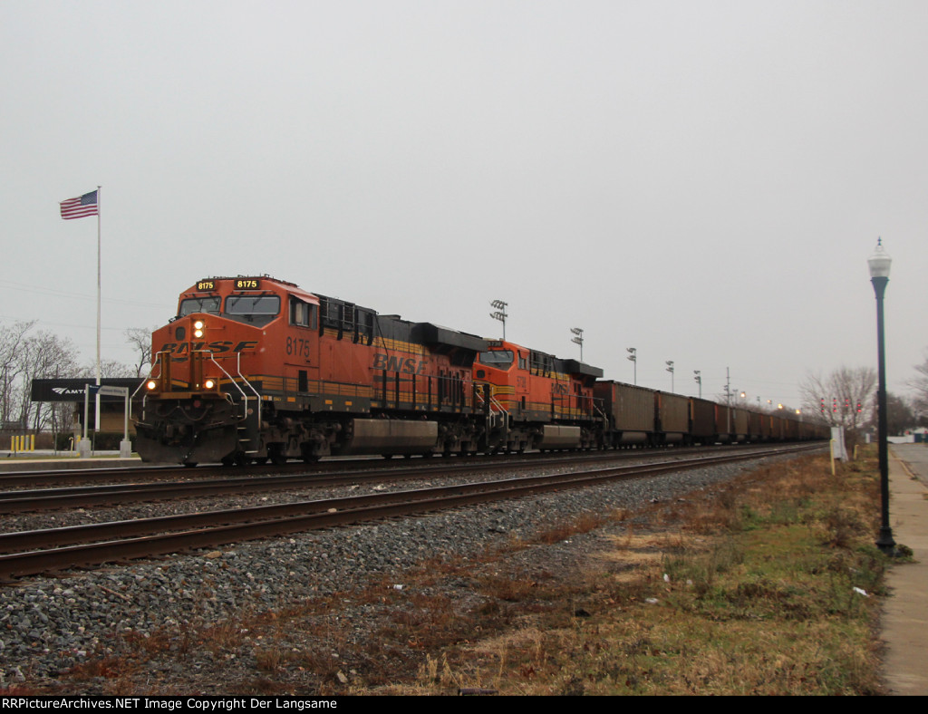 BNSF 8175